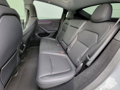 Used 2026 Tesla Model Y Long Range image 20