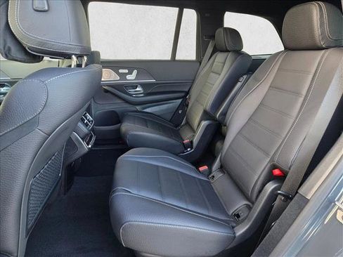 New 2026 Mercedes-Benz GLS 450 4MATIC image 14
