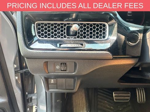 Used 2025 Honda Civic Sport image 9