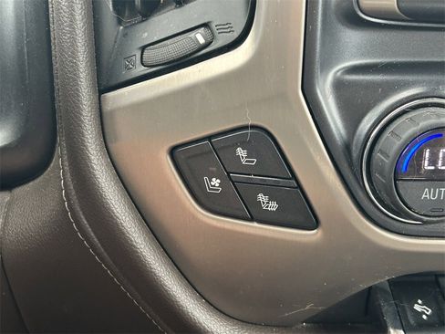 Used 2019 GMC Sierra 3500 Denali w/ Duramax Plus Package image 31