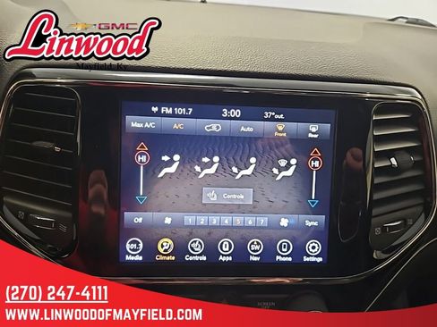 Used 2020 Jeep Grand Cherokee Limited X image 25