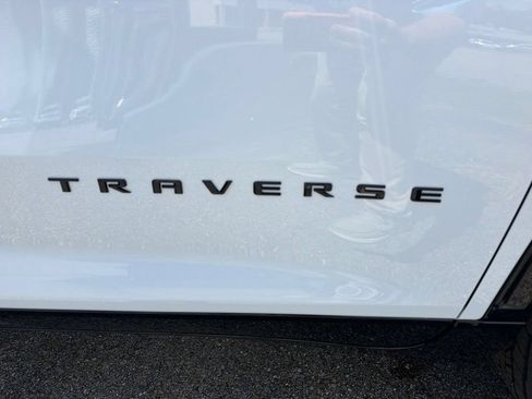 New 2026 Chevrolet Traverse RS FWD image 12