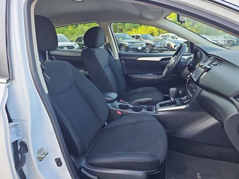 Used 2019 Nissan Sentra S w/ Appearance Package FWD image 11