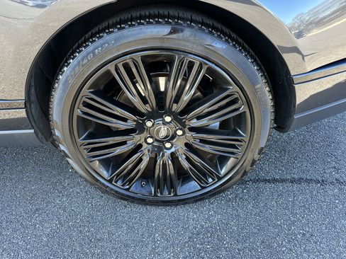 Used 2021 Land Rover Range Rover P525 Westminster Edition LWB image 23