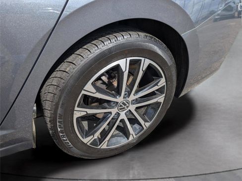 Used 2022 Volkswagen Jetta Sport image 24