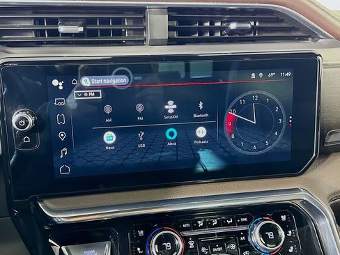 Used 2024 GMC Sierra 1500 Denali w/ Technology Package image 43