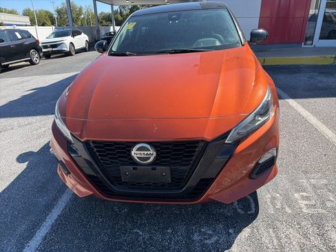Used 2021 Nissan Altima 2.5 SR image 3