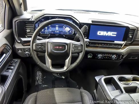 Certified 2024 GMC Sierra 1500 Elevation AWD/4WD image 3