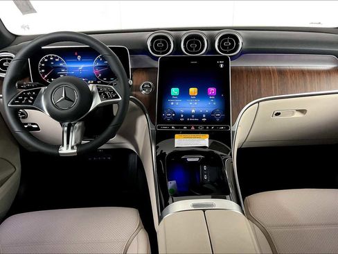 New 2025 Mercedes-Benz GLC 300 GLC 300 image 8