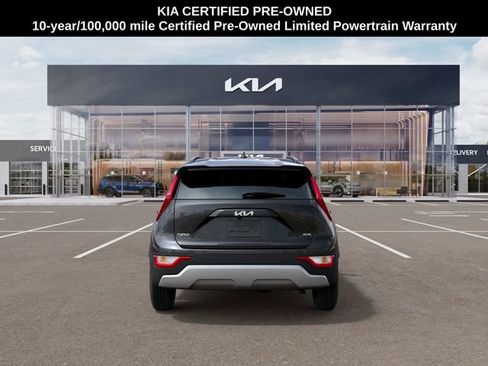 Certified 2025 Kia Niro EX FWD image 5
