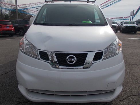 Used 2020 Nissan NV200 SV image 2