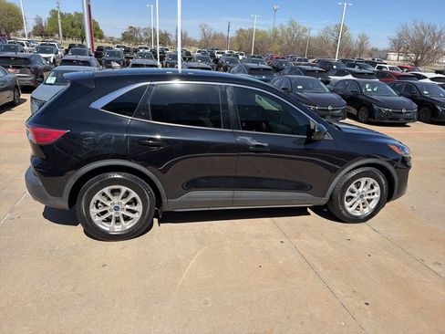 Used 2020 Ford Escape SE FWD image 6