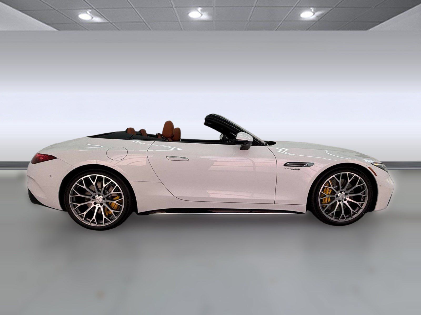 New 2026 Mercedes-Benz SL 63 AMG 4MATIC image 7