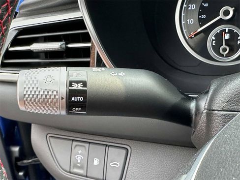 Used 2025 Genesis G70 3.3T Advanced image 34