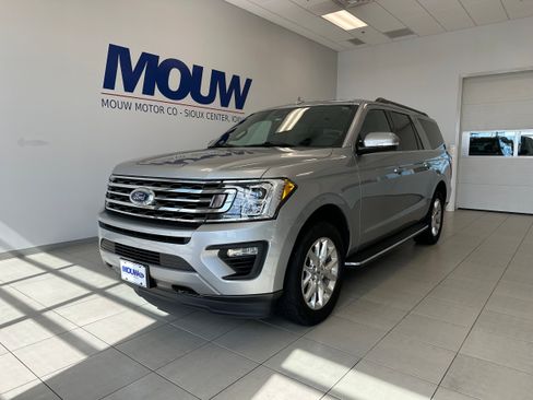 Used 2021 Ford Expedition Max XLT AWD/4WD image 2