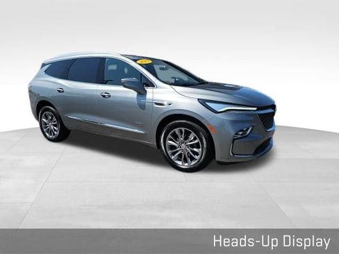 Used 2024 Buick Enclave Avenir w/ Avenir Technology Package image 28