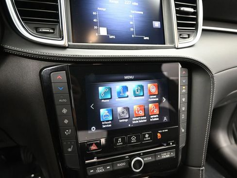Used 2022 INFINITI QX50 Luxe image 22