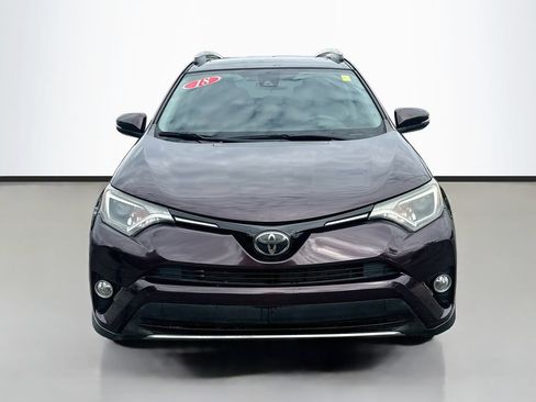 Used 2018 Toyota RAV4 XLE FWD image 4