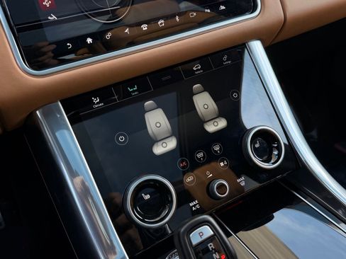 Used 2020 Land Rover Range Rover Sport HSE Dynamic image 56