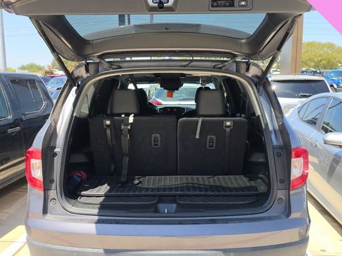 Used 2020 Honda Pilot Touring image 17