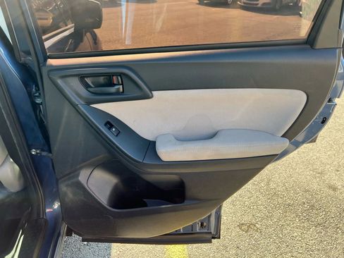 Used 2014 Subaru Forester 2.5i Premium w/ All-Weather Package image 27