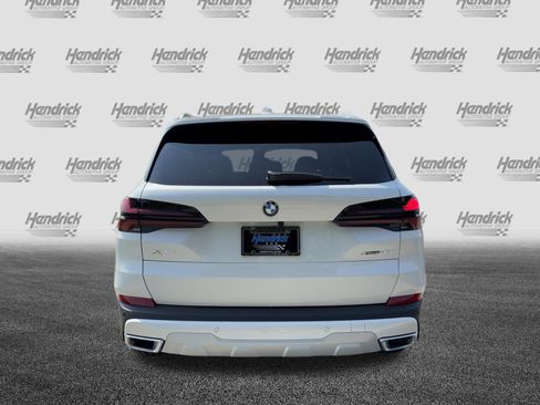 New 2026 BMW X5 xDrive40i w/ Premium Package AWD/4WD image 9