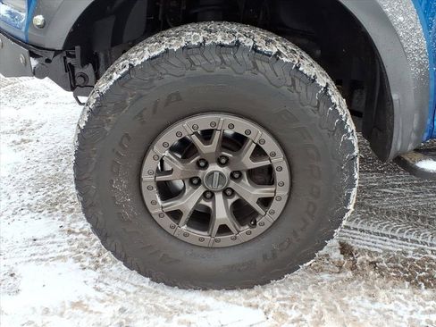 Used 2018 Ford F150 Raptor w/ Equipment Group 802A Luxury image 9