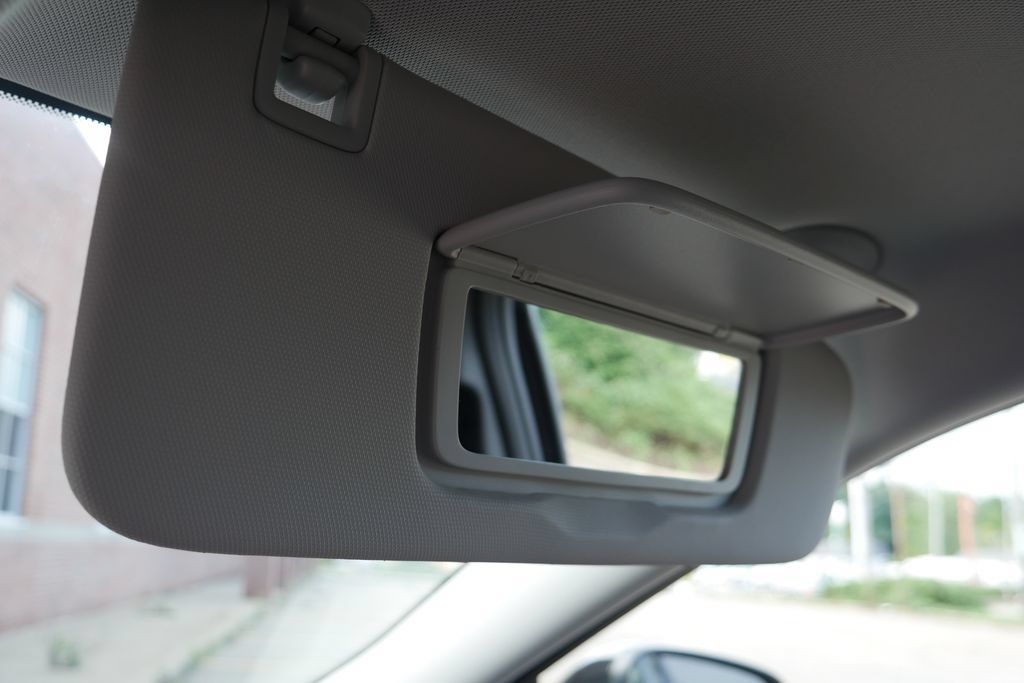 New 2026 Chevrolet Trax ACTIV w/ Sunroof Package FWD image 28