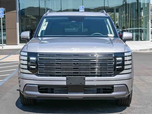 New 2026 Hyundai Palisade Limited image 2