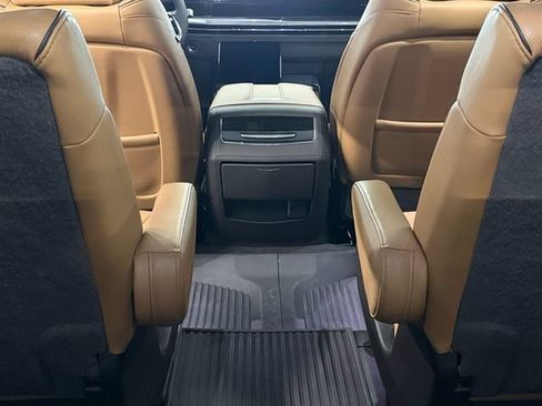 Used 2025 Cadillac Escalade Premium Luxury w/ Touring Package AWD/4WD image 19
