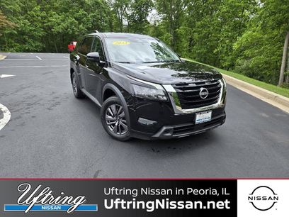 Used 2023 Nissan Pathfinder SV w/ SV Premium Package
