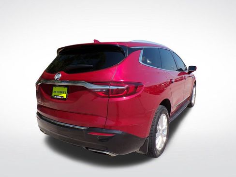 Used 2020 Buick Enclave Premium w/ Sun and Sites Package AWD/4WD image 5
