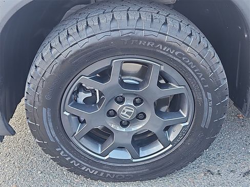 Certified 2025 Honda Pilot TrailSport image 7