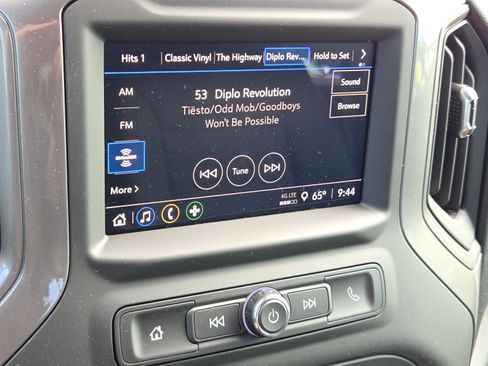 New 2026 Chevrolet Silverado 1500 Custom w/ LPO, Dark Essentials Package image 11