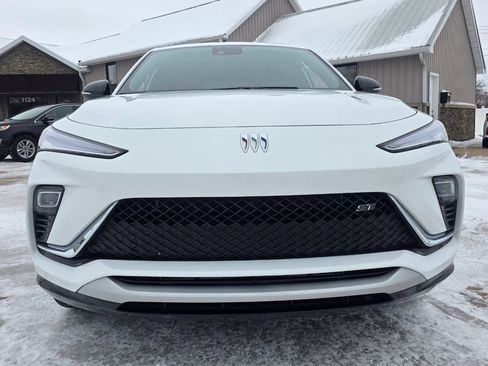 Used 2024 Buick Envista Sport Touring w/ Convenience I Package image 28