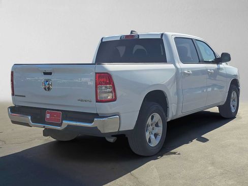 Used 2022 RAM 1500 Big Horn AWD/4WD image 3
