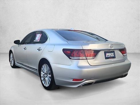 Used 2015 Lexus LS 460 AWD w/ Comfort Package image 8