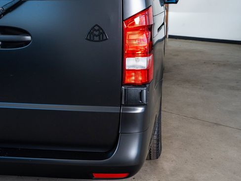 Used 2021 Mercedes-Benz Metris Passenger image 26