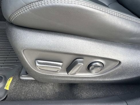 Used 2023 Toyota RAV4 Limited image 10