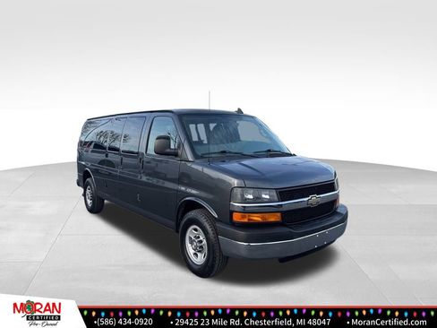 Used 2016 Chevrolet Express 3500 LT w/ LT Preferred Equipment Group image 7