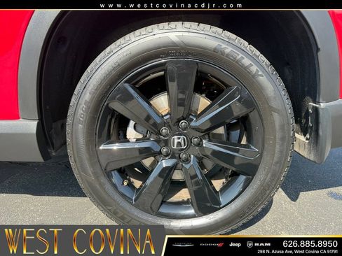 Used 2025 Honda Pilot Black Edition image 31