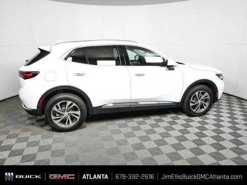 Certified 2022 Buick Envision Essence w/ Technology Package I FWD image 2