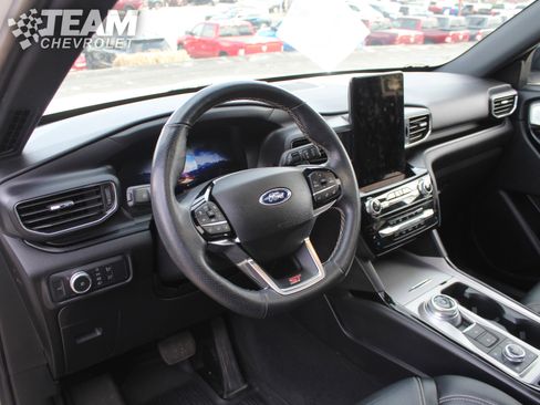 Used 2022 Ford Explorer ST w/ Equipment Group 401A image 13