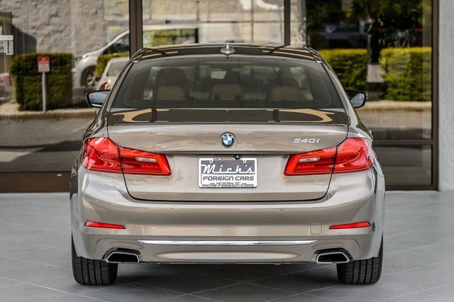 Used 2017 BMW 540i RWD image 8