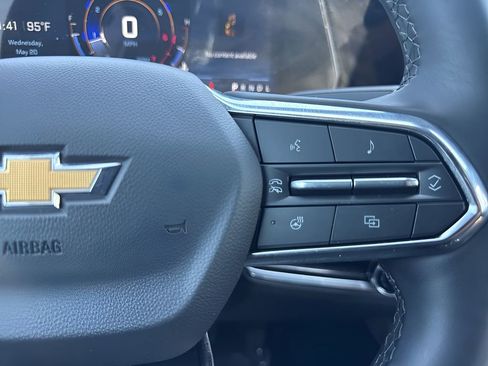 Used 2026 Chevrolet Equinox LT FWD image 15