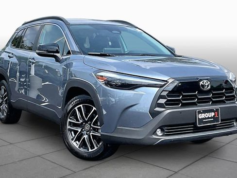 Certified 2026 Toyota Corolla Cross XLE FWD image 3