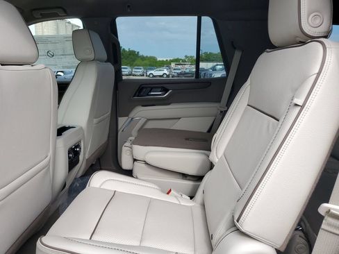 New 2026 GMC Yukon Denali RWD image 11
