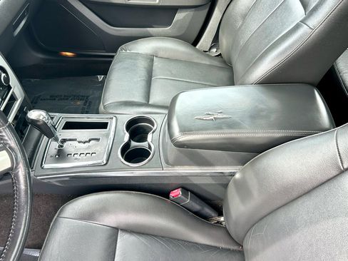 Used 2008 Chrysler 300 Touring w/ Comfort/Convenience Group image 10