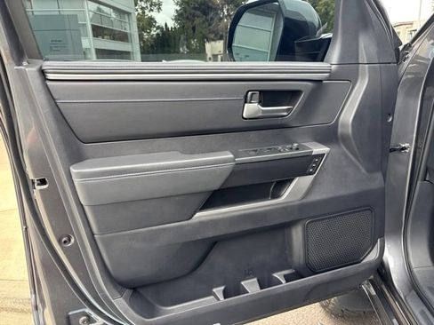 Used 2023 Toyota Tundra Platinum AWD/4WD image 24