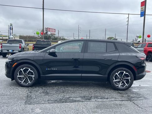 New 2026 Chevrolet Equinox EV LT image 16
